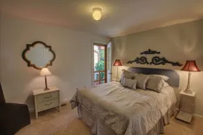Suttons Bay Village View Apartment - Image 4