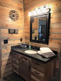 Cozy Cabin with wrap around porch - Image 3