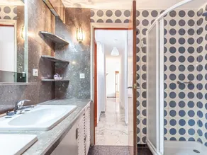 Apt 3 rooms Historic Center Seville. 6px. A / C. WFI - Image 3