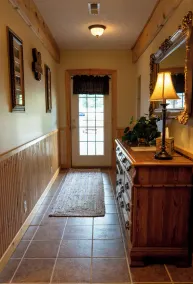 The Lodge - Cozy farm stay with hot tub & breathtaking views 10 min to FL & WBS - Image 2