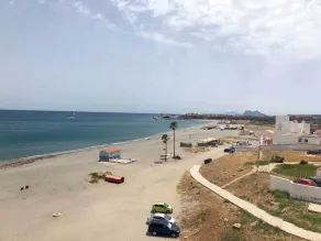 Beautiful Torreguadiaro Beach Front Apartment - Image 5