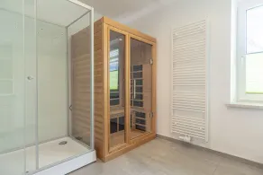Deluxe Apartment with IR-Sauna - Image 2