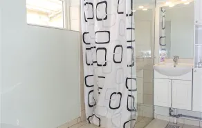 4 Bedroom Stunning Home In Gudhjem - Image 3