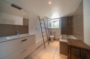 Villa LE MENEZ pour 10 pers sur grand terrain avec vue sur le lac - Image 5