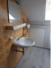 Zentral gelegene Ferienwohnung mit Garten - Image 3