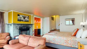 The Heritage - Inn on the Harbor - Image 3