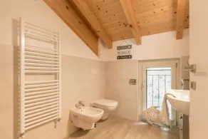 Schöne Wohnung in Colonno mit Blick auf den Comer See mit Pool und herrlichem Blick - Image 3