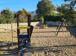 Holiday house, idyllic and in a quiet location, 3 bedrooms for 6 persons, in Sveti Anton - Image 4