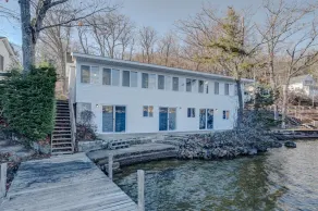 Siena/Venice waterfront private units (2) with 2 Docks! - Image 5