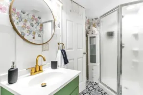 ★Entertainment & Game Room w/ Bar★ Cheerful and Bright Ranch w/ 2 Full Baths - Image 4