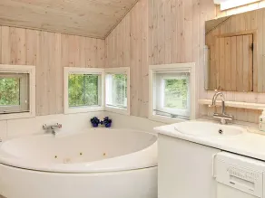 6 person holiday home in Humble-By Traum - Image 4
