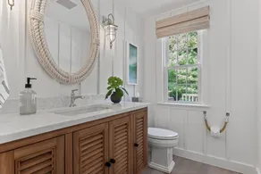 Seasons by the Sea: Fully Renovated  Luxury Cape Cod Home - Image 2