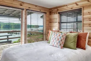The Cabin @Smoky MTN Lakeside - Image 5