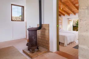 Stunning Holiday Home “Finca Son Banus” with Wi-Fi, Balcony, Terrace & Jacuzzi; Parking Available - Image 5