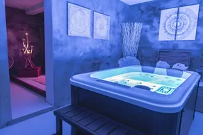 Cà del Mago, privater beheizter Pool und Spa einen Steinwurf vom Meer entfernt - Image 4