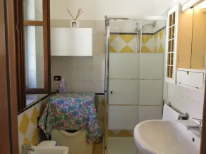Wonderful private villa for 2 people with WIFI, TV, terrace and pets allowed - Image 3