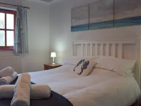 2 bedroom accommodation in Houghton, near Haverfordwest - Image 3