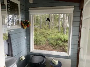 Casa de madera finlandesa en medio de la naturaleza en una isla privada - Image 5