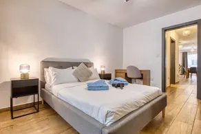 Modern and centrally located large one bedroom apartment KBON1-1 - Image 5