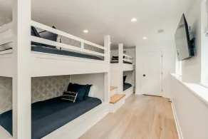 Lux Entire Home, Pool, Hot Tub, Game Room, Sleep12 - Image 5