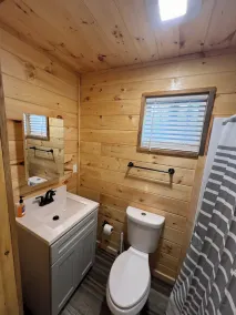 LIAHN CABIN AT WINDROCK RIDGE .RIDE TO THE TRAILS IN A MINUTE, RIDE,RELAX,REPEAT - Image 4