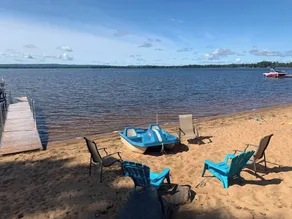 Log Cabin on the Beach - Image 5