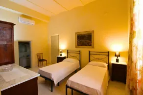 Villa de alto nível com piscina privada e jardim, acesso gratuito à Internet. Castiglione del - Image 3
