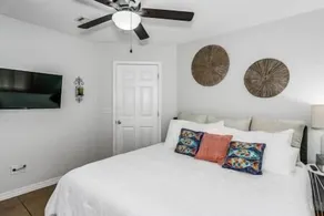 Pensacola Blue Angel Bungalow 1 - Image 5