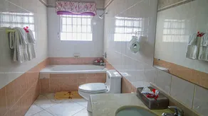 Luxury 5 BR villa near Beach- Breathtaking Coastal View, 2 pools, Wifi,A/C,staff - Image 4