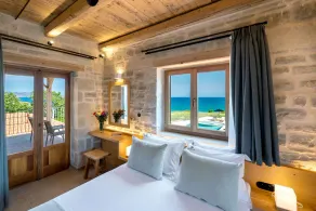 Solitude, Chromatic Sunsets and Superior Sea Views - Image 4
