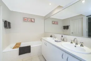 Villa Port Grimaud on Bouvard Island - Image 2