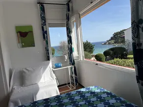 House with garden at 25 meters from the sand beach of la Fosca. - Image 5