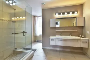 2 Schlafzimmer, 2 Badezimmer Wohnung mit kostenlosem Parkplatz / WIFI - Image 4