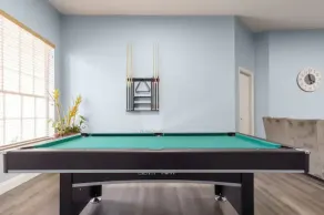 Amazing Miami Home HOT-TUB/PINGPONG/POOL TABLE/BBQ/hammock/bonfire/ - Image 4