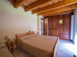 Chalet-village situated in a quiet area - Image 5