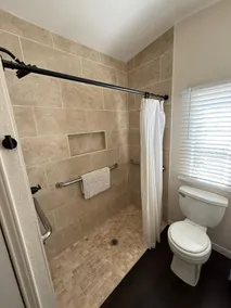 Accessible 3BR Home Sleeps 12, Pet-Friendly, Near Lake Conroe - Image 5