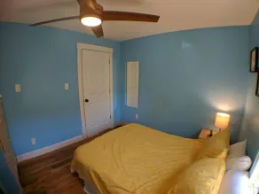 Harper, Two Bedroom House in Historic Loveland - Image 5