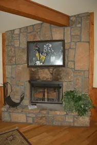 C14 - Two bedroom, two bath, log-sided, luxury Harbor North cottage overlooking Lake Ouachita - Image 2