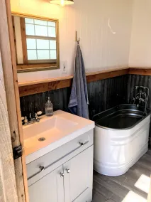 Tiny House Cottage at Mars Hill Farm - Image 3
