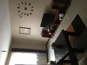 Kris Platz in gemütlicher Wohnung in Milimani Nakuru - Image 3