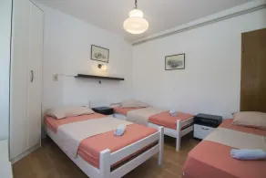 Apartments and Rooms Nikol (67161-A2) - Hvar - island Hvar - Image 3