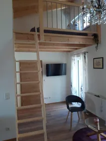 Gemütliche Ferienwohnung für bis zu 4 Personen mit Balkon und Sonnenterrasse - Image 2