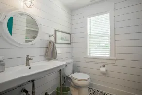 Private Pool Rec Room Parking Clean Screened Porch - Image 2