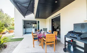Modern villa, seafront - 300 m from the beach. - Image 5