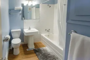 Unique Vintage Home Near the Zoo & Downtown Omaha - Image 3
