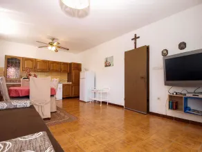 Apartment 692/1628 (Istria - Premantura), 450m from the beach - Image 3