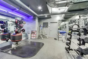 Arlington Stay with Easy Metro and Business Access - Image 2