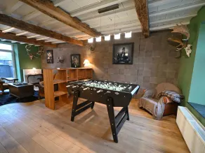 Lush Holiday Home With Outdoor Pool - Image 4