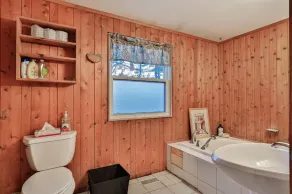 Big Log Cabin Home right in town of Buckhorn - Image 4