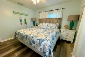 2nd-floor condo with heated pool - walk to beach/Bridge Street - Image 3